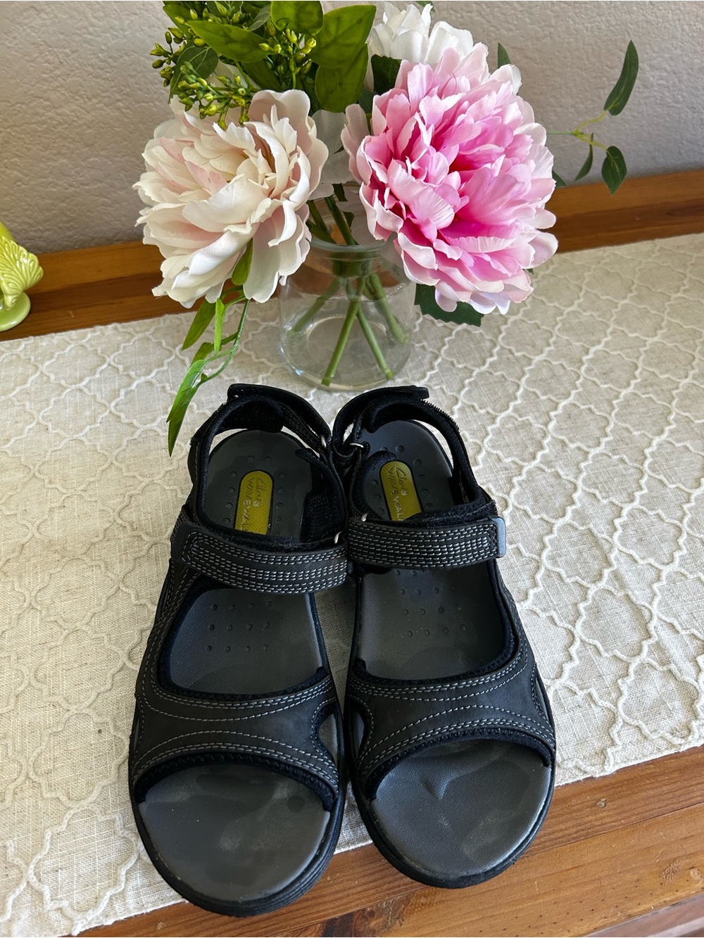Clarks Black WavyWalk Sport Sandals, women’s size 8M - Picture 2 of 7